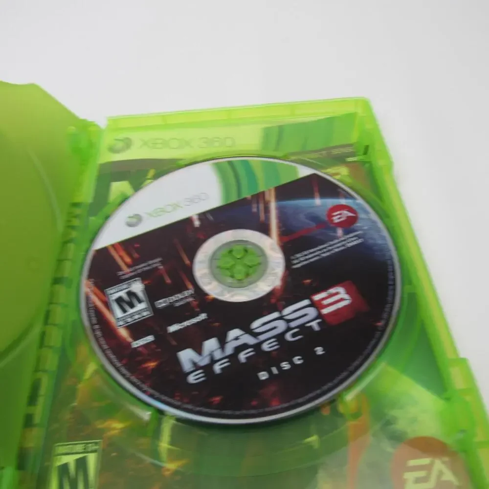 Mass Effect 3 (Microsoft‎ Xbox 360, 2012) CIB 2